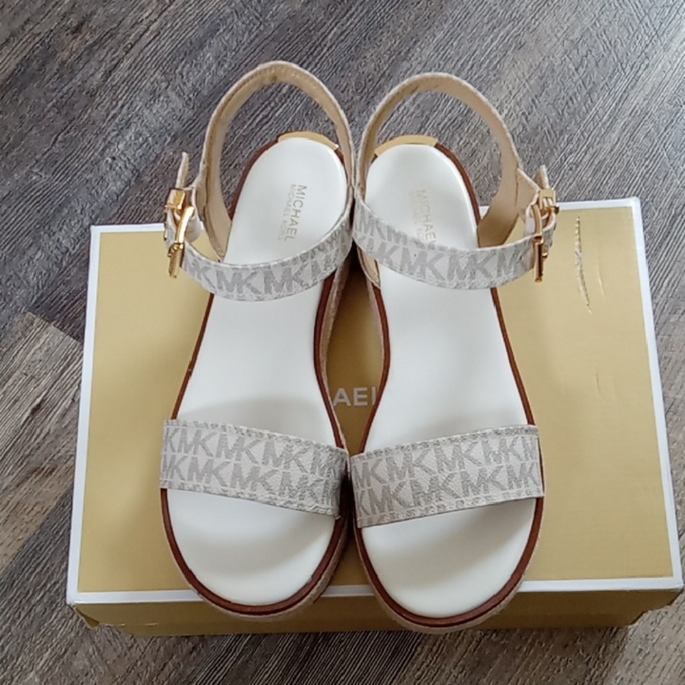 Michael Kors Beige and Gold Sandals